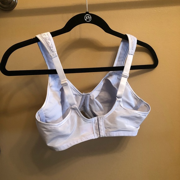 ✨ Never Worn NWOT✨Breezies Underwire Bra, 36D, new delicate 😍 - Picture 3 of 3